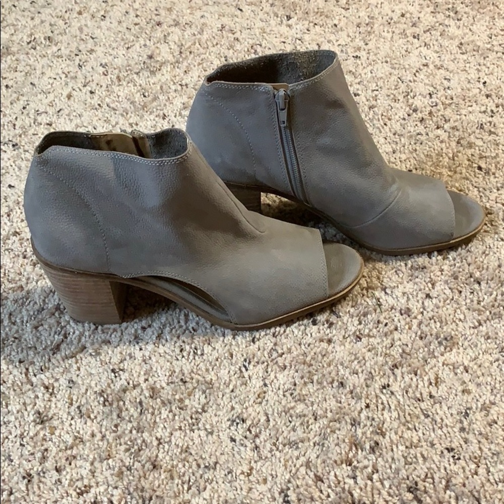 Grey Lucky Brand booties